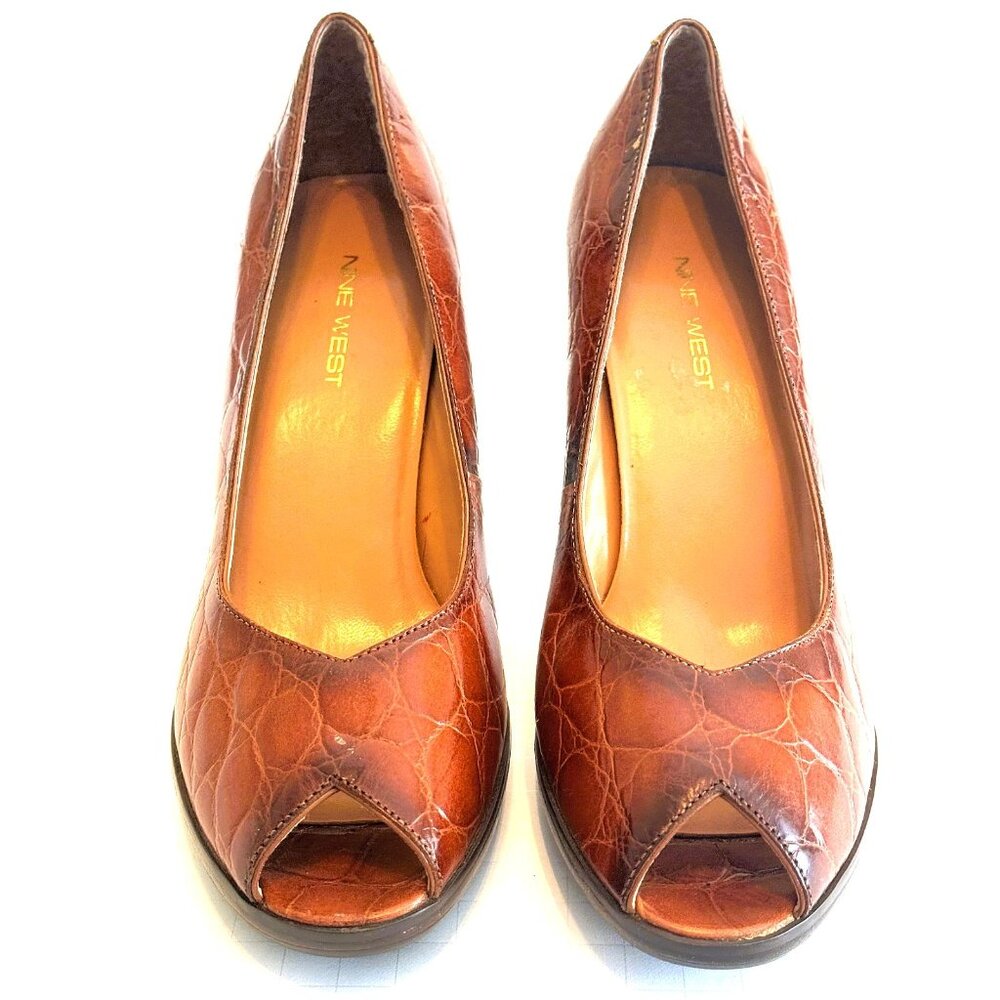 Women's Nine West Peep toe Heels Snakeskin, Cognac, Size 8 1/2